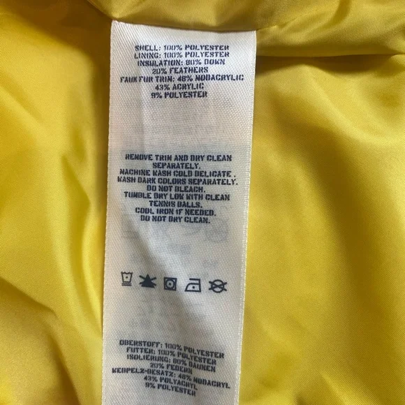 Lands End Canvas Puffer Jacket in with Faux Fur Hood - Picture 6 of 8